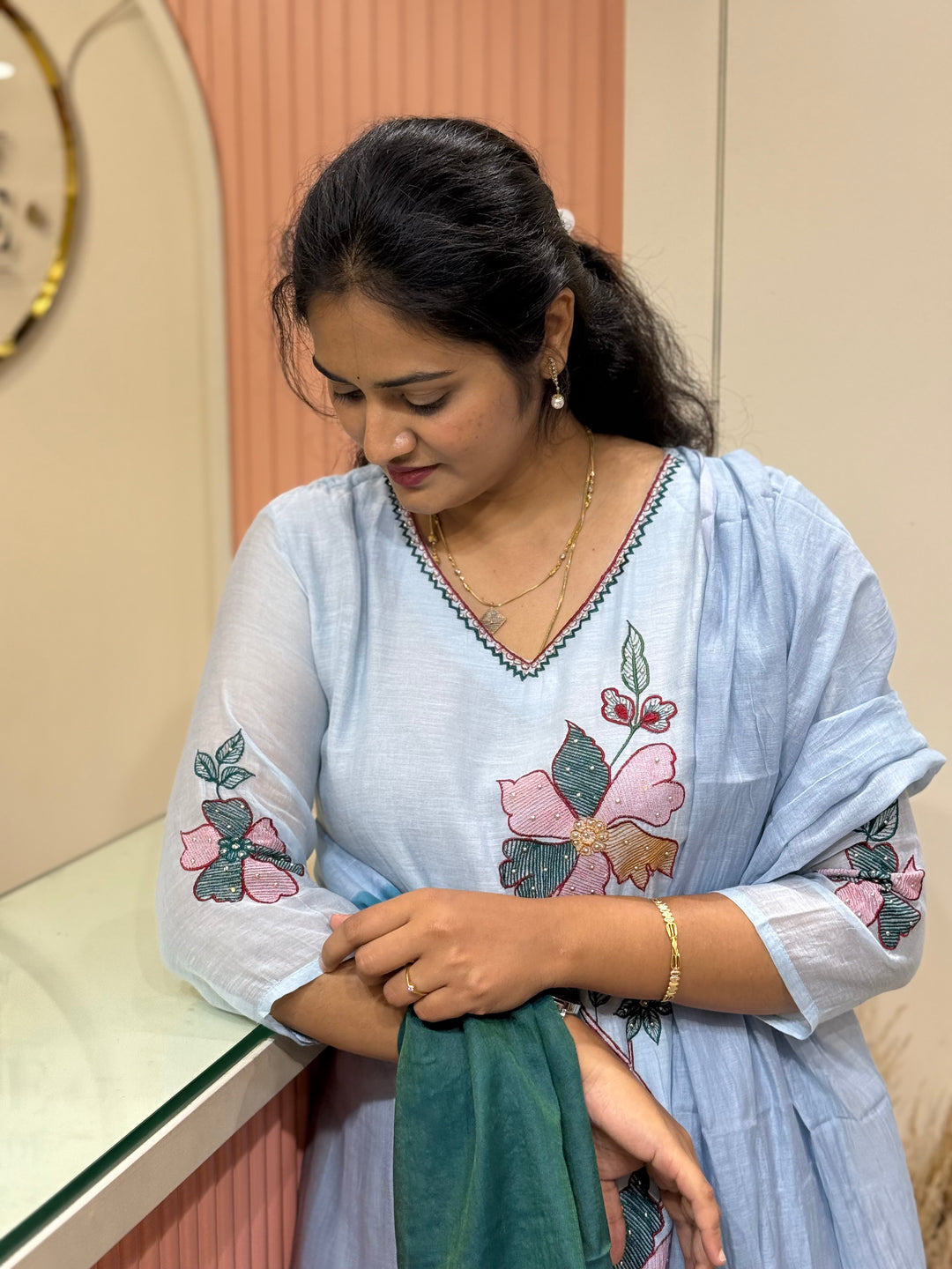 Pure Banarasi Mul Chanderi 3 Pcs Kurti set and Hand Embroidery work| R218