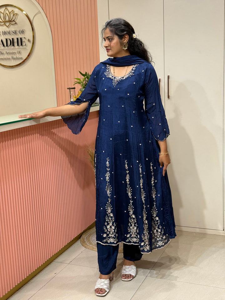 Pure Chinon Handwork Collection | R177