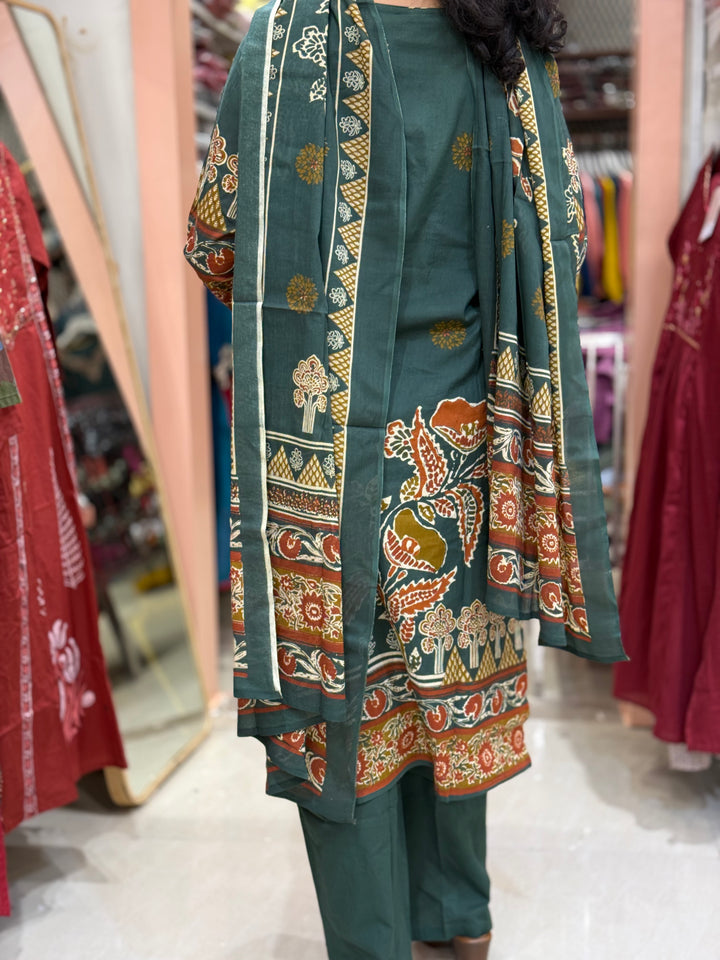 60-60 Cotton 3 Pc Kurta Set | R156