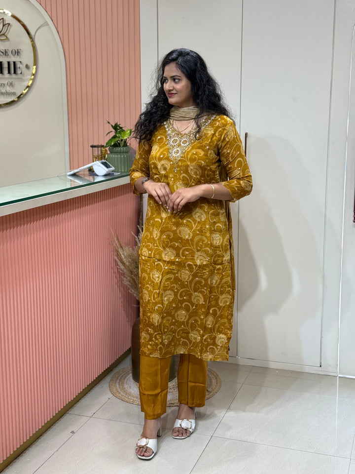 Pure Chinon Collection with Handwork(Cotton Lining )| R217