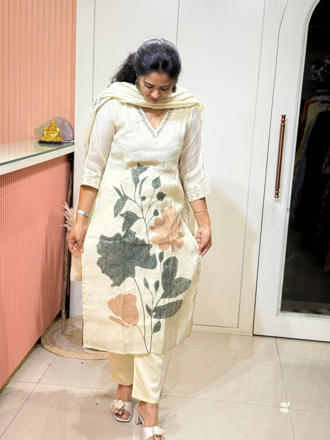Luxury Pure Linen Collection – Kantha Stitch &amp; Knot Work | R154