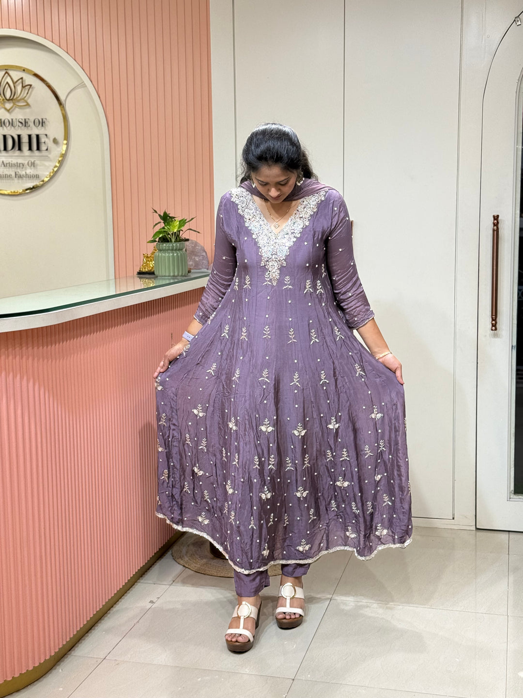 Pure Chinon Collection with Handwork | R177