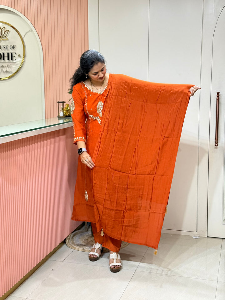 Coral Mul Chanderi with Cut Dana Work | R206