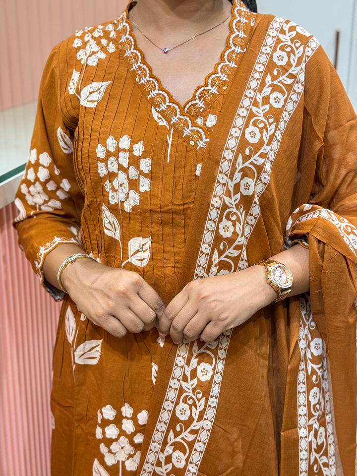 Angrakha Pattern 60-60 Cotton Collection | R185