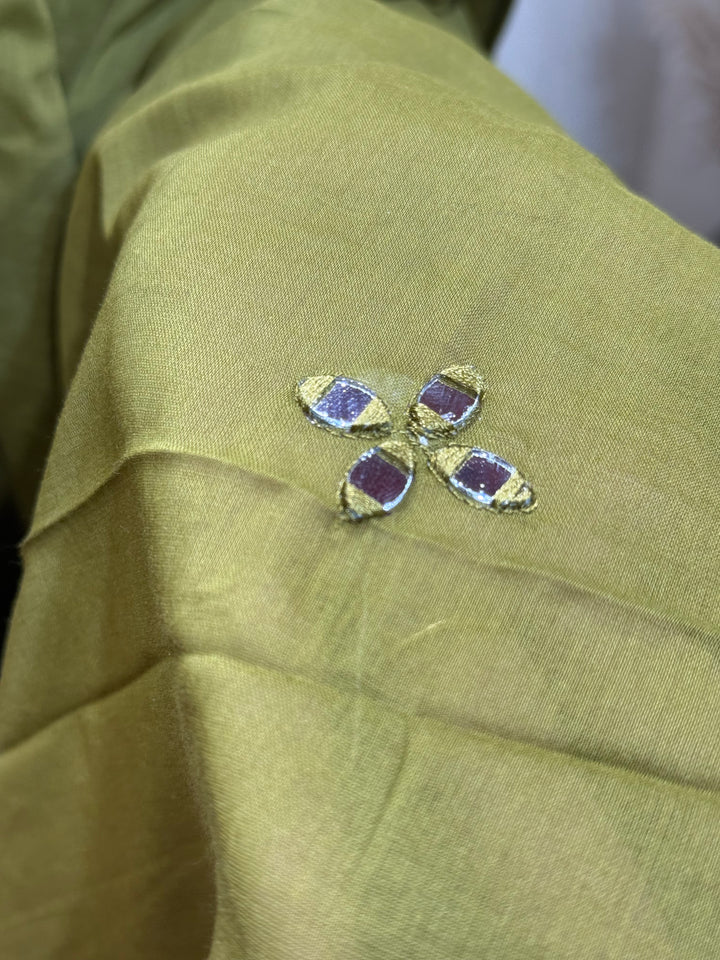 Premium Mul Cotton 3 Pc Kurta Set with Mirror Work – RADHE86