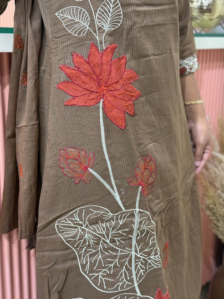 Mul Mul Cotton Collection with Beautiful Embroidery Work (Cotton Lining )| R181