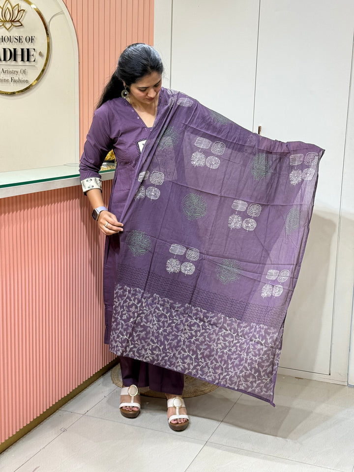 Cotton Beautiful Front &amp; Back Patchwork A-Line Collection | R220