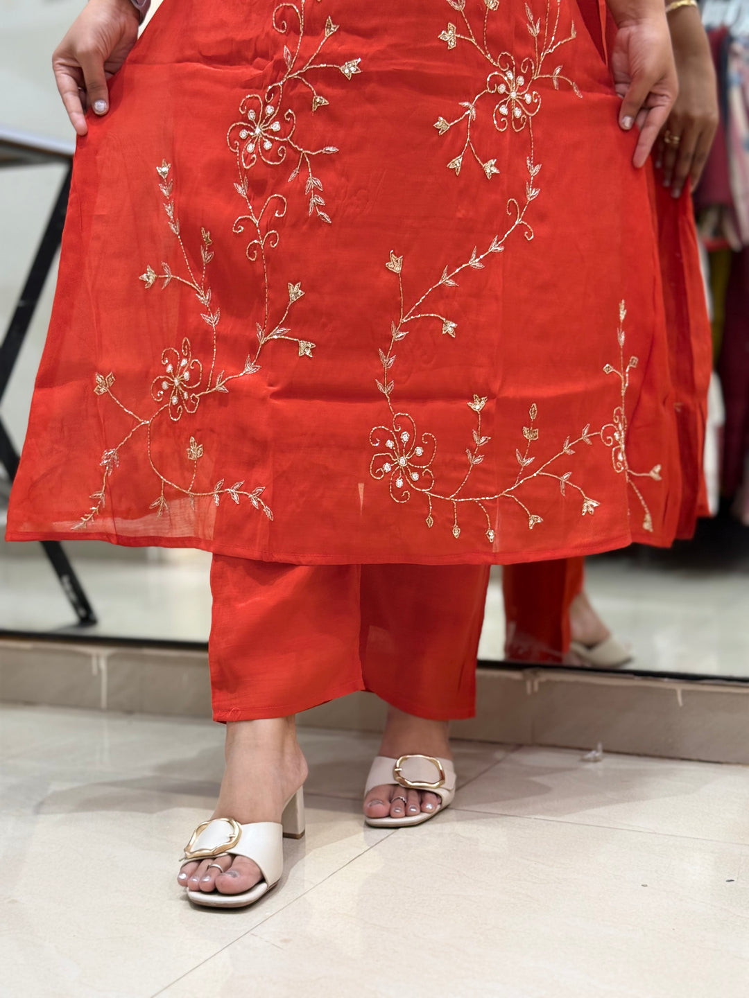 Mul Chanderi Beautiful Collection | R205
