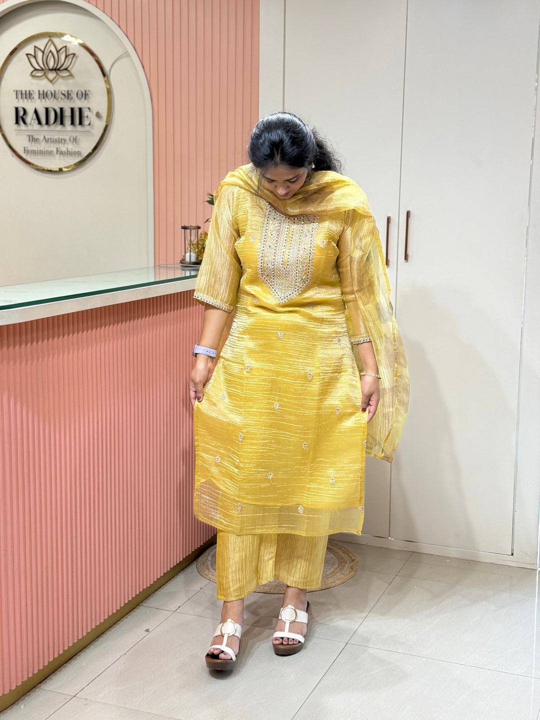 Shimmer Crush Tissue Fabric (salsa) with Handwork 𝗦𝘂𝗶𝘁 𝗔𝗿𝗿𝗶𝘃𝗲𝗱 | R148