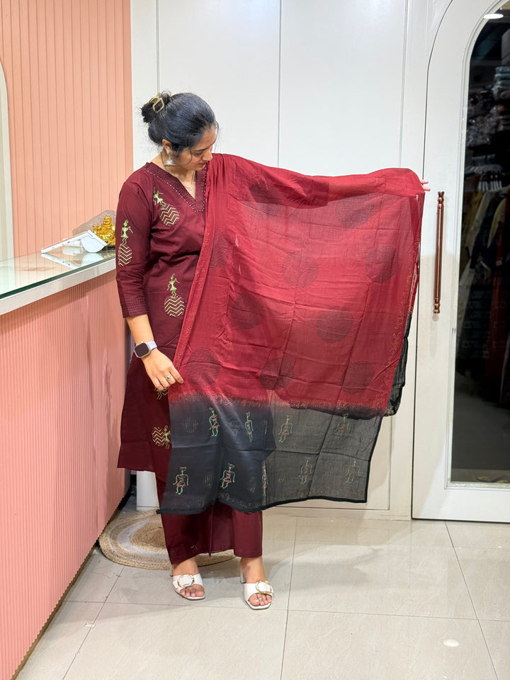 Pure Cotton Dress with Appliqué &amp; Embroidery | R125
