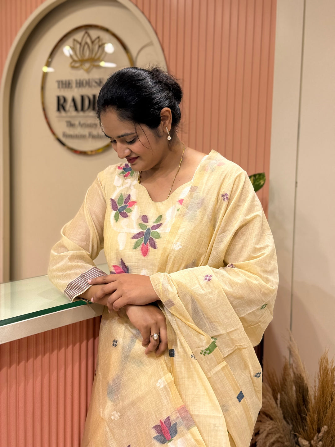 Budget-Friendly Jamdhani Weaving Collection | R222