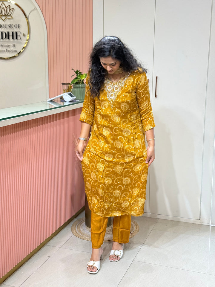 Pure Chinon Collection with Handwork(Cotton Lining )| R217