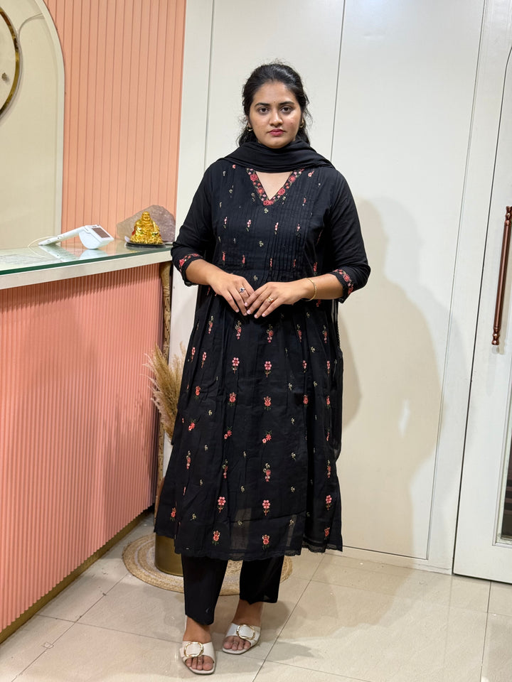 Pure Mul Cotton 3 Pc Set | R164