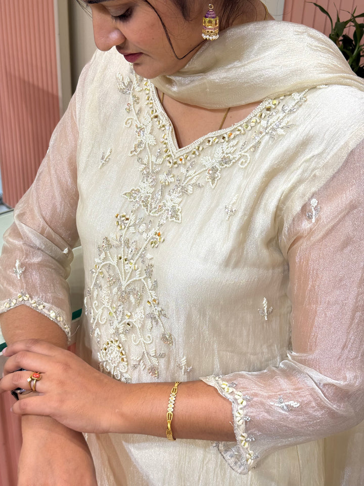 Exclusive Crushed Tissue Handwork Collection | R218