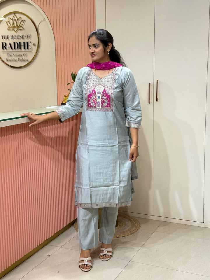 Budget-Friendly Roman Slik Collection | R222