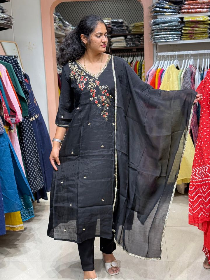 S Mul Chanderi 3 Pc Kurta Set | Semi Party Wear (New Arrivals )| R138