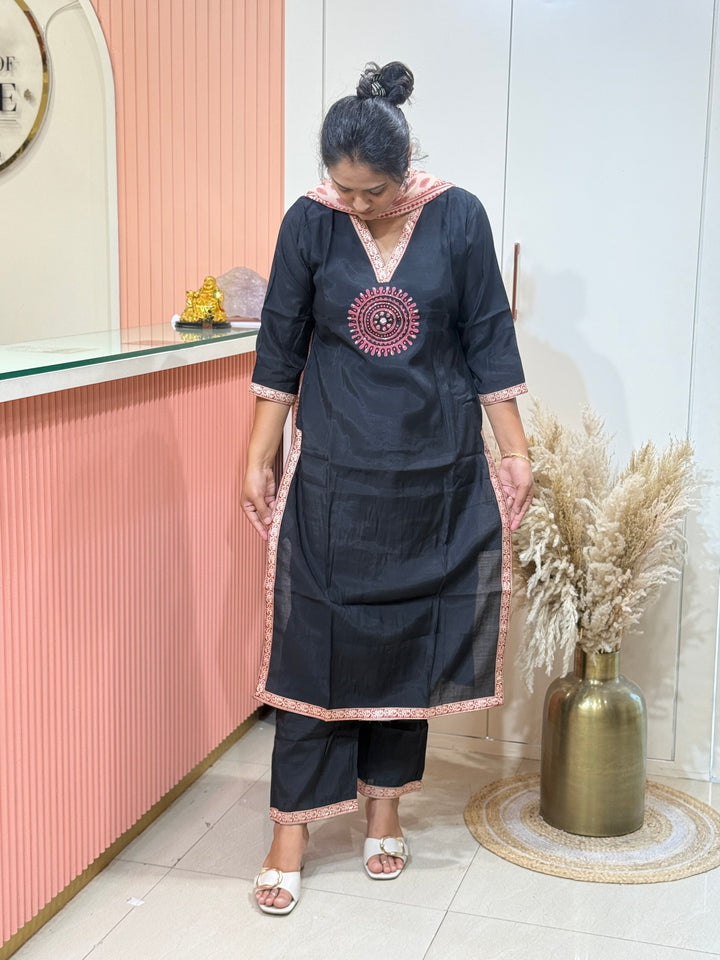 ROMAN SILK WOMEN  3 PCS SUIT SET WITH AJRAKH PRINTED DUPATTA