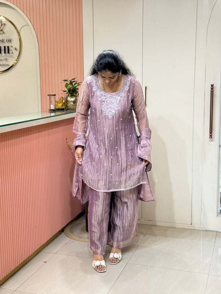 Shimmer Crush Tissue Fabric (salsa) with Handwork 𝗦𝘂𝗶𝘁 𝗔𝗿𝗿𝗶𝘃𝗲𝗱 | R148
