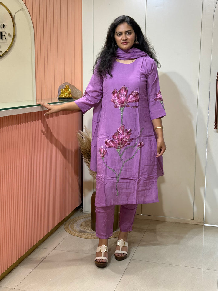 Brush Paint Mul Chanderi Collection With Cutdana Work | R209