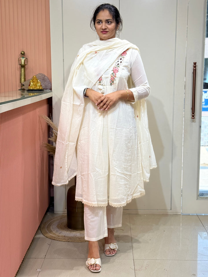 Mul Cotton Elegant Suit Collection – RADHE69