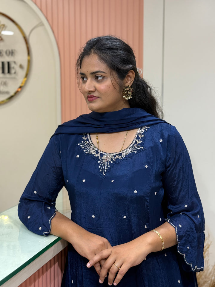 Pure Chinon Handwork Collection | R177