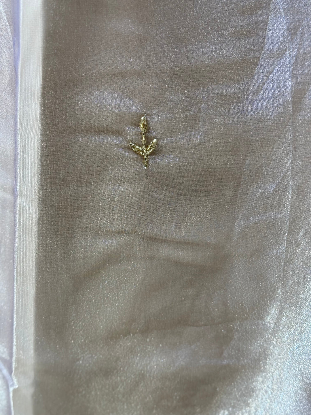 𝗣𝘂𝗿𝗲 𝗧𝗶𝘀𝘀𝘂𝗲 𝗦𝗵𝗶𝗺𝗺𝗲𝗿 𝗖𝗼𝗹𝗹𝗲𝗰𝘁𝗶𝗼𝗻 𝗔𝗿𝗿𝗶𝘃𝗲𝗱 with flare Plazo( Hand Work)| R148