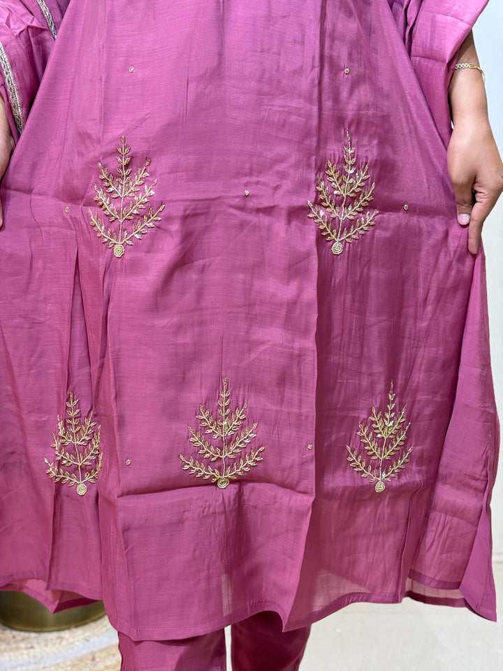 S Mul Chanderi 3 Pc Kurta Set | Semi Party Wear (New Arrivals )| R138