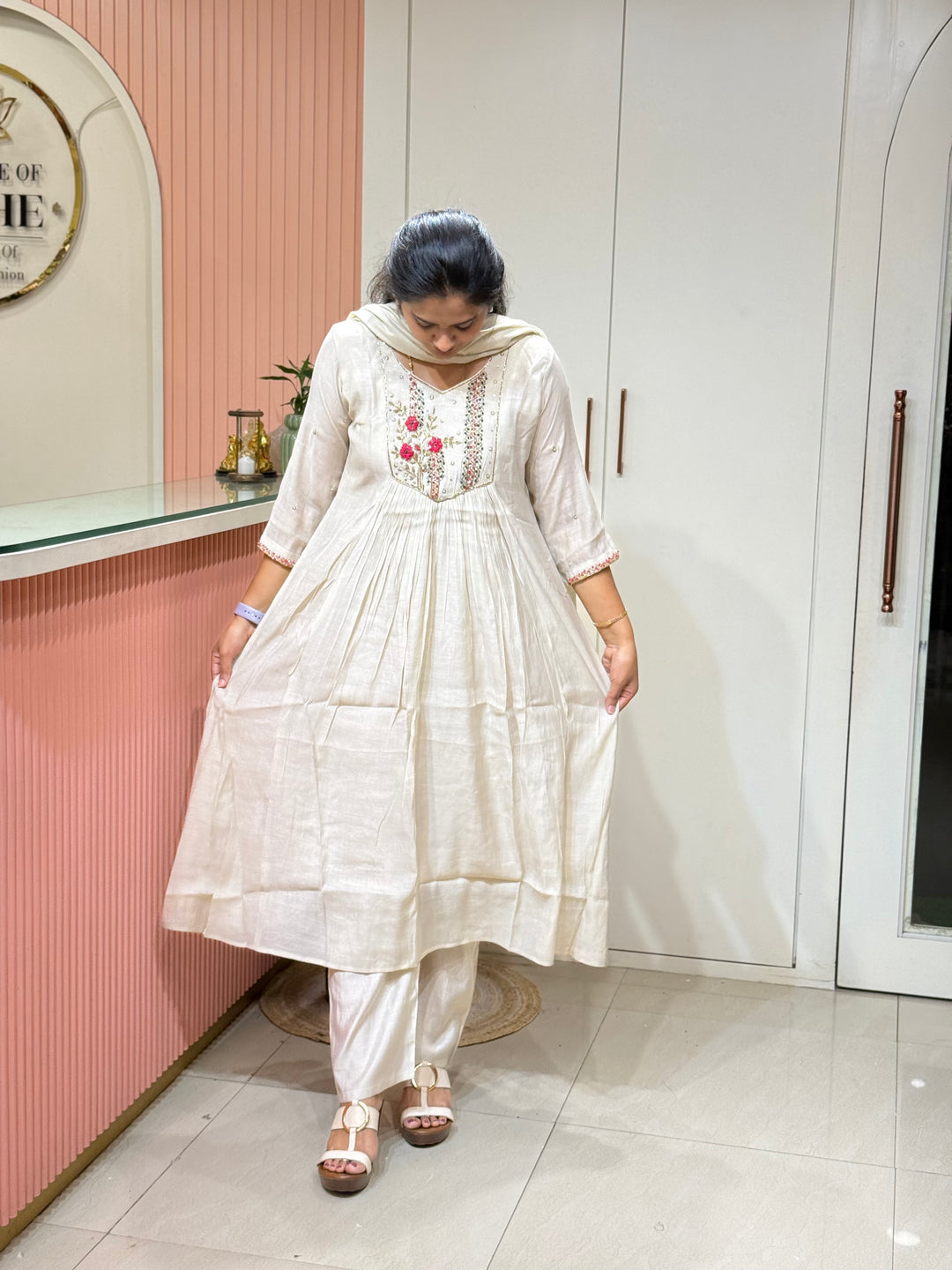 Coral Mul Chanderi Collection Semi Party Wear (Cut Dana &amp; bead Work)| R208