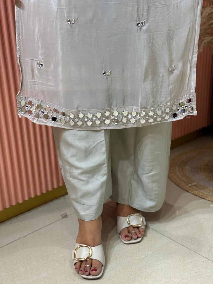 Pure HO Crepe Collection with Hand Real Mirror Work (Cotton Lining) | R221