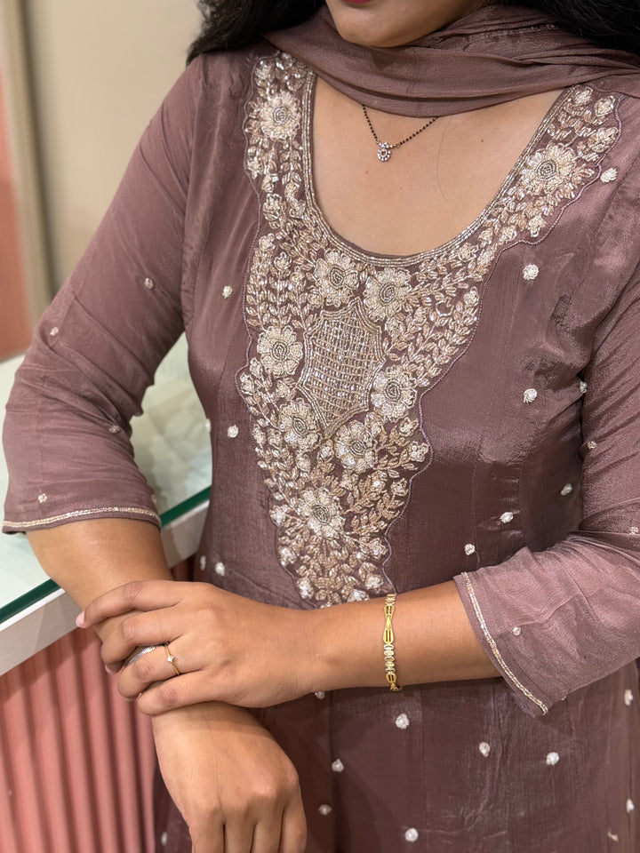 Pure Chinon Collection with Handwork | R177