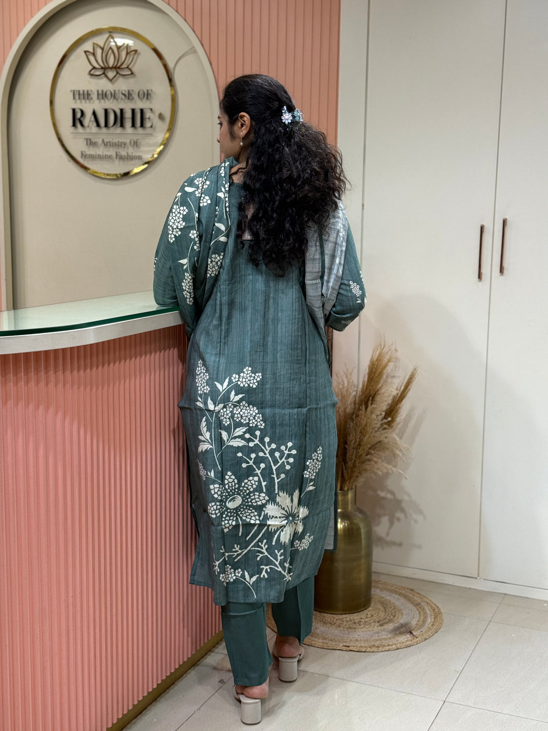 Premium Vatican fabric with beautiful floral work | R146