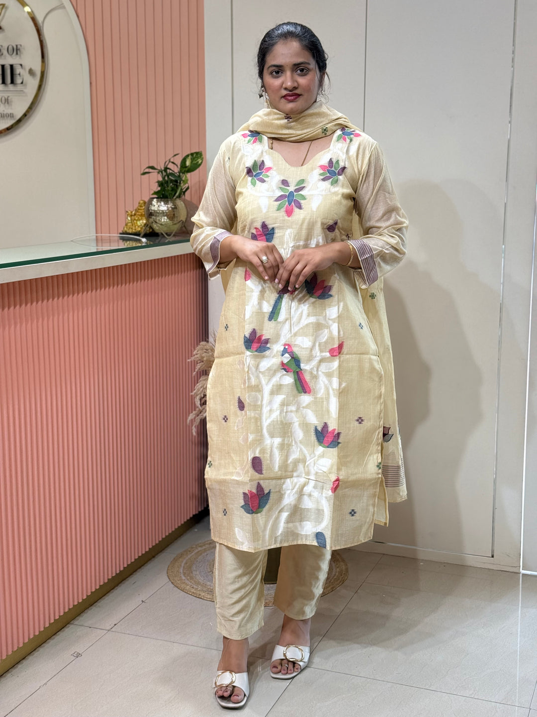 Budget-Friendly Jamdhani Weaving Collection | R222