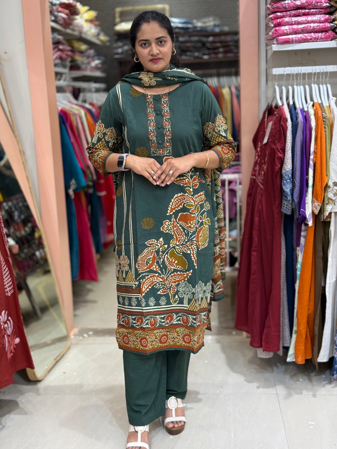 60-60 Cotton 3 Pc Kurta Set | R156