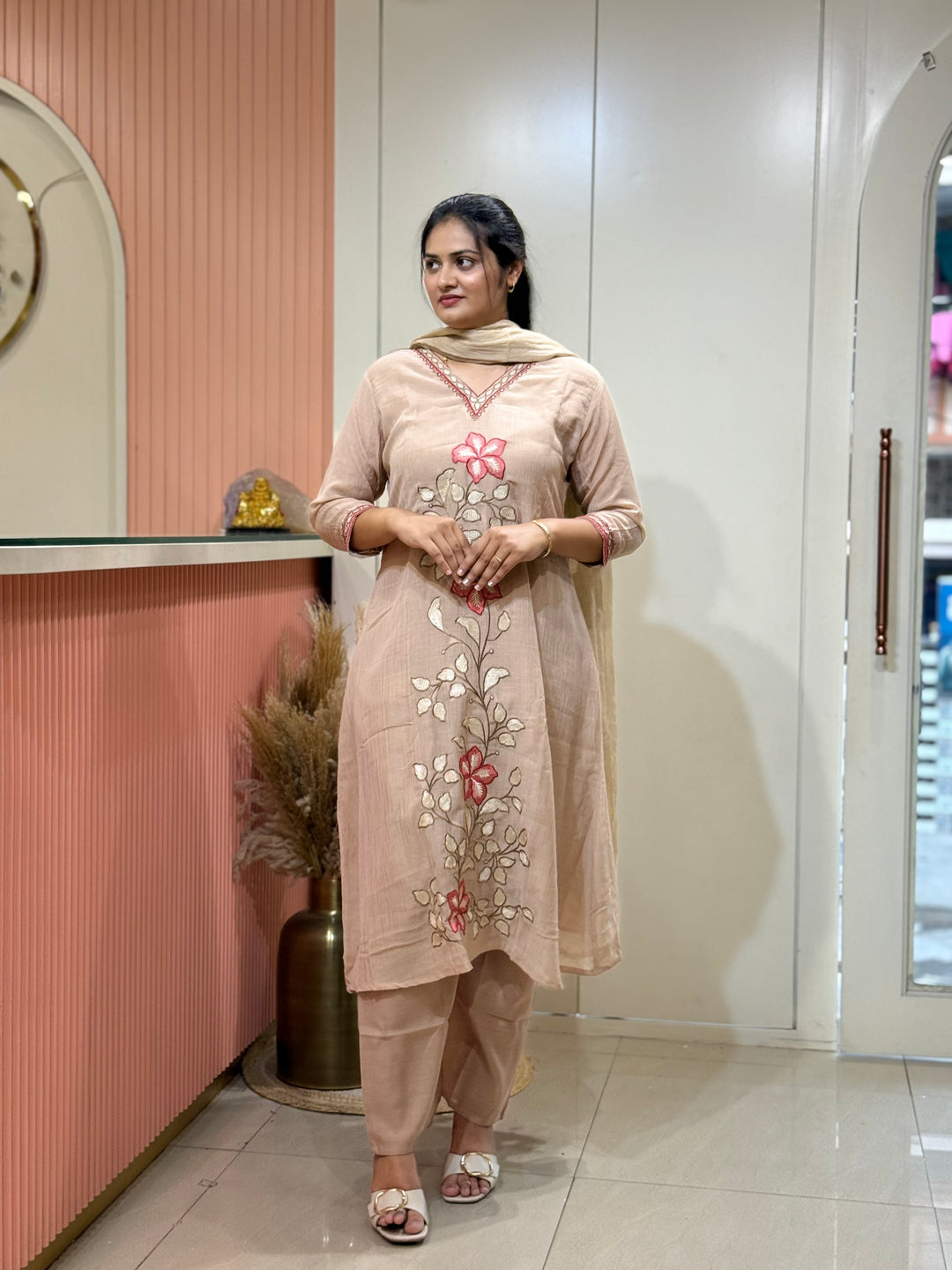 Crush Mul Chanderi Collection With Zari Border Dupatta | R207