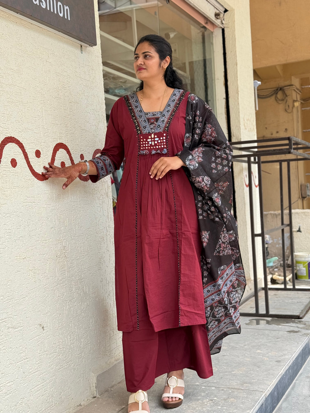 Cotton Yoke Pattern Collection – Real Mirror Work &amp; Pocket Patch | R173