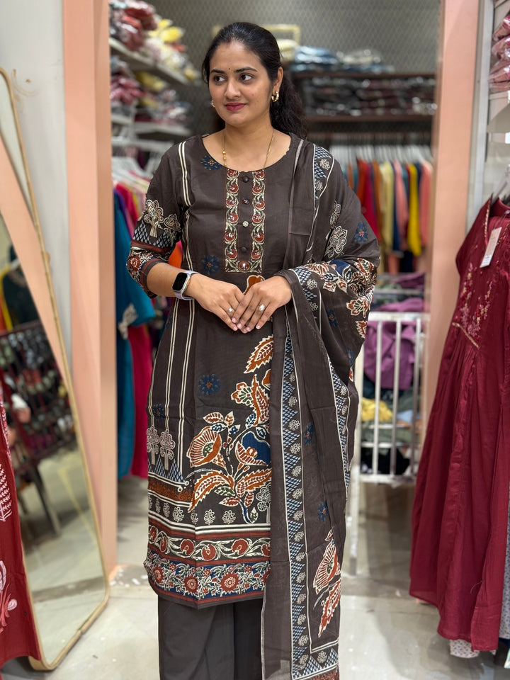 60-60 Cotton 3 Pc Kurta Set | R156