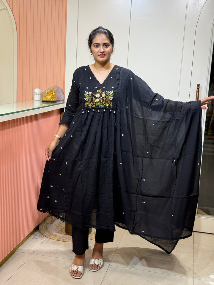 Mul Cotton Collection with Cotton Lining | Hand Embroidery |R165