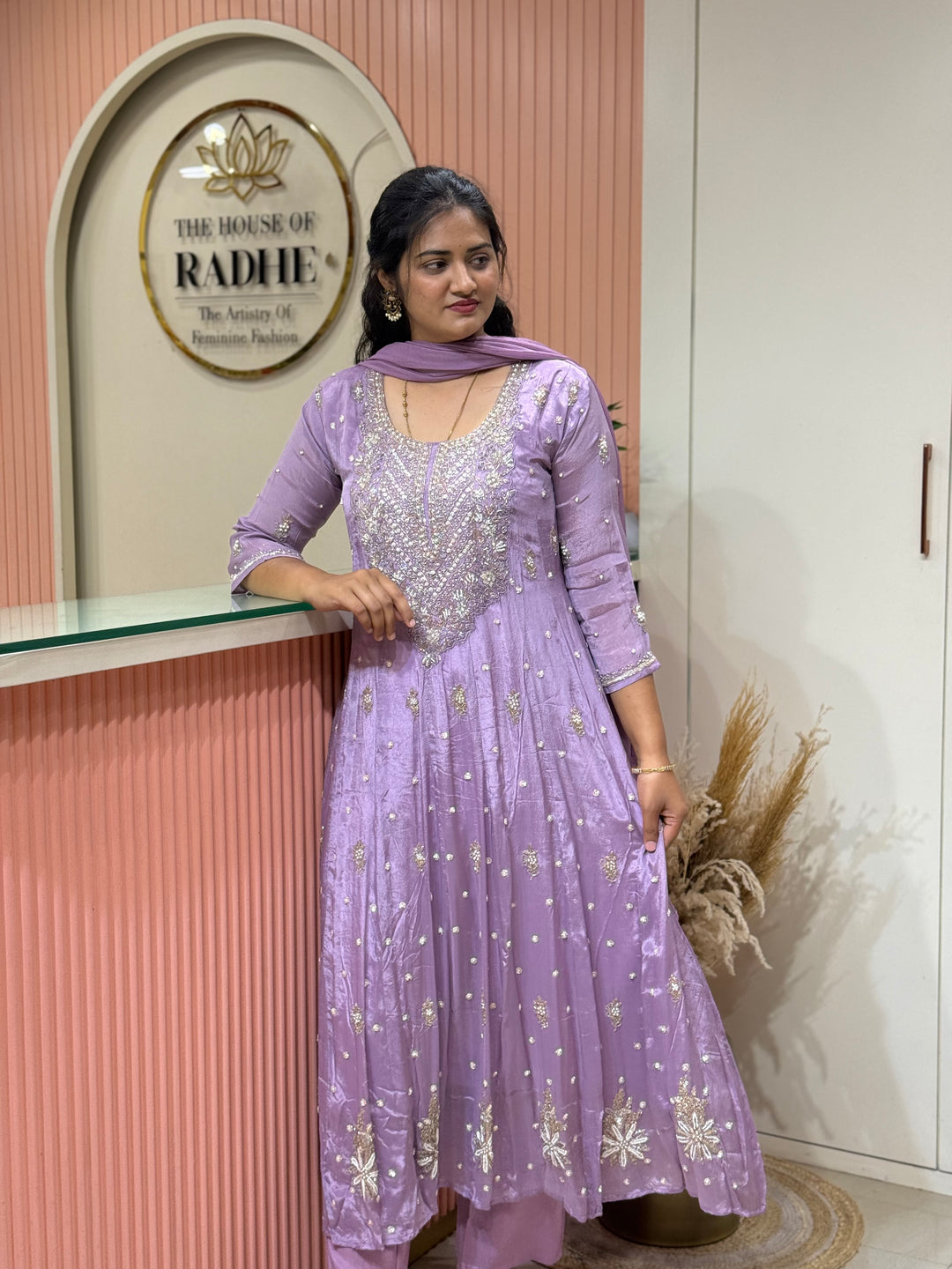 Pure Chinon Handwork Collection | R177