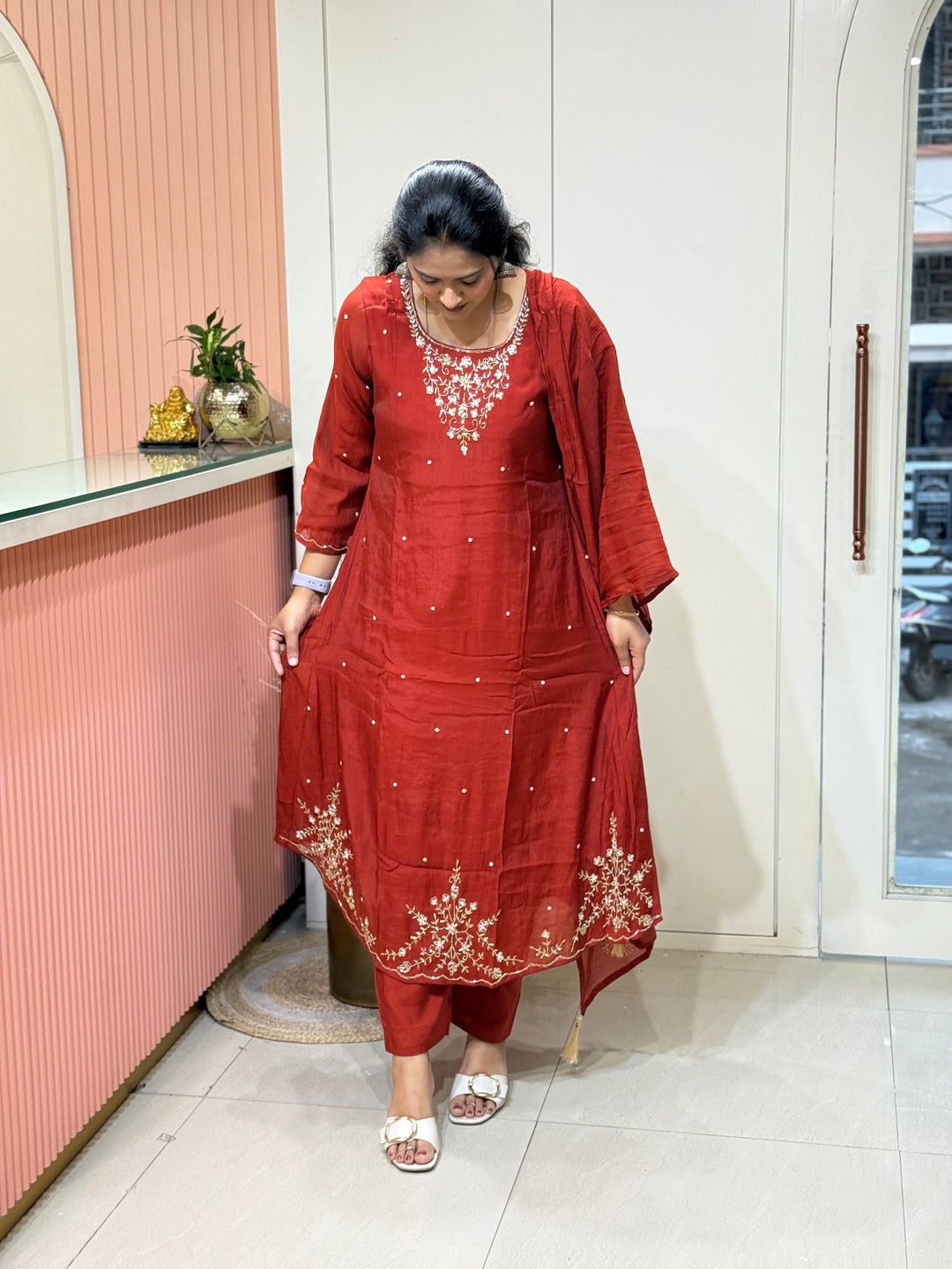 Coral Mul Chanderi with Cut Dana Work | R206