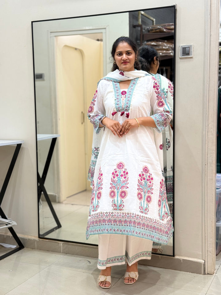 Premium Floral Print A-Line Cotton Set In White | R188