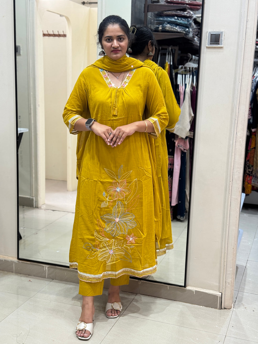 Soft Mul Cotton 3 Pcs Kurta Set | R122