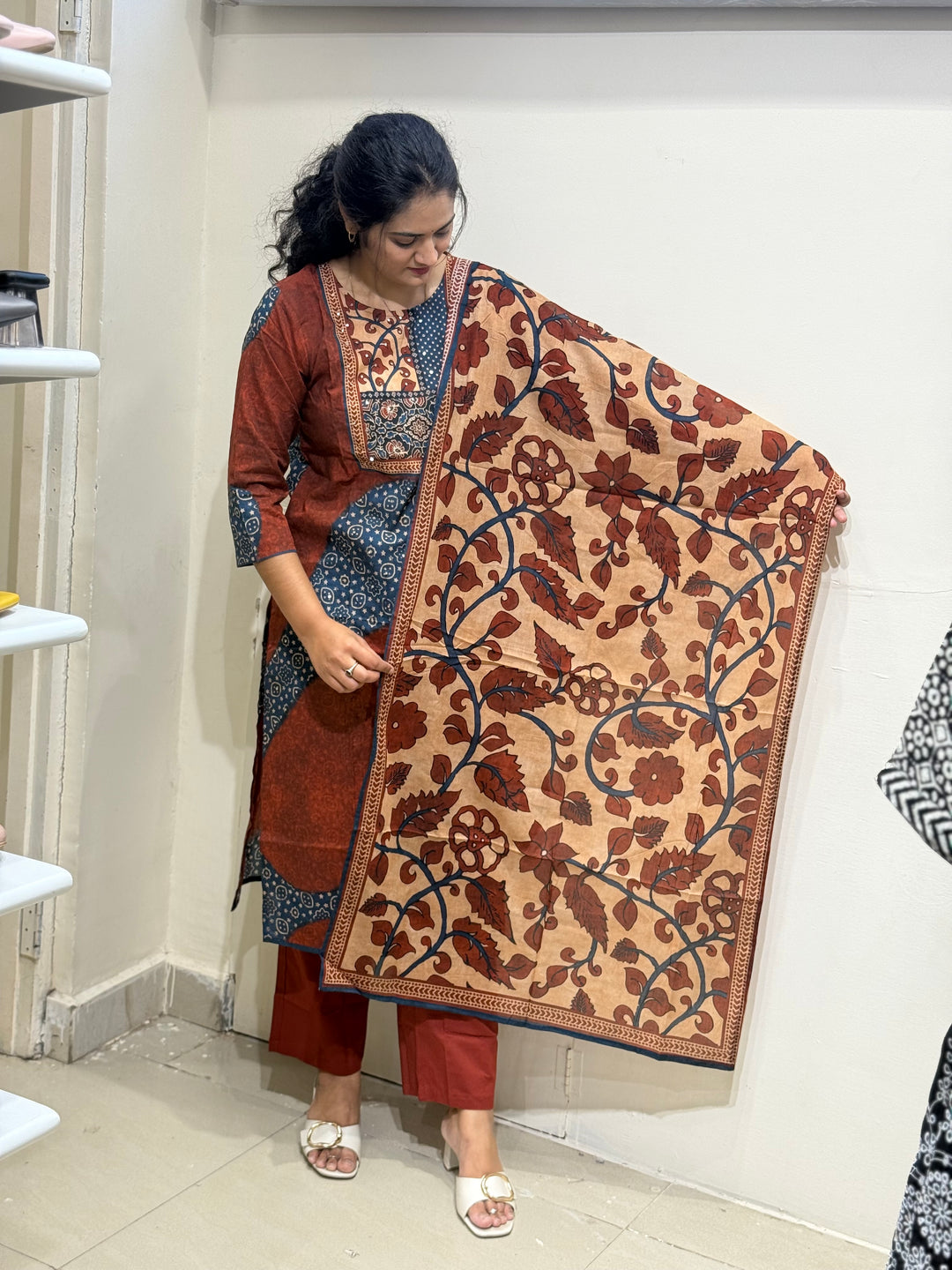 60-60 Cotton Printed 3 Pc Kurta Sets – Premium Soft Collection | R163