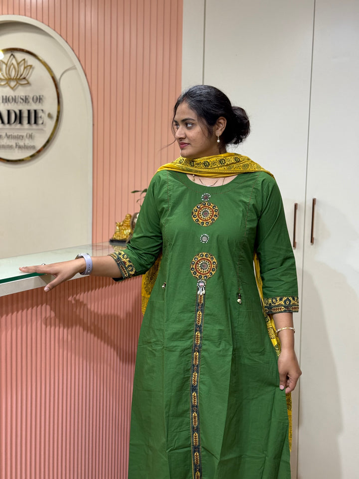 Pure Cotton Geometrical Pattern Collection | R210