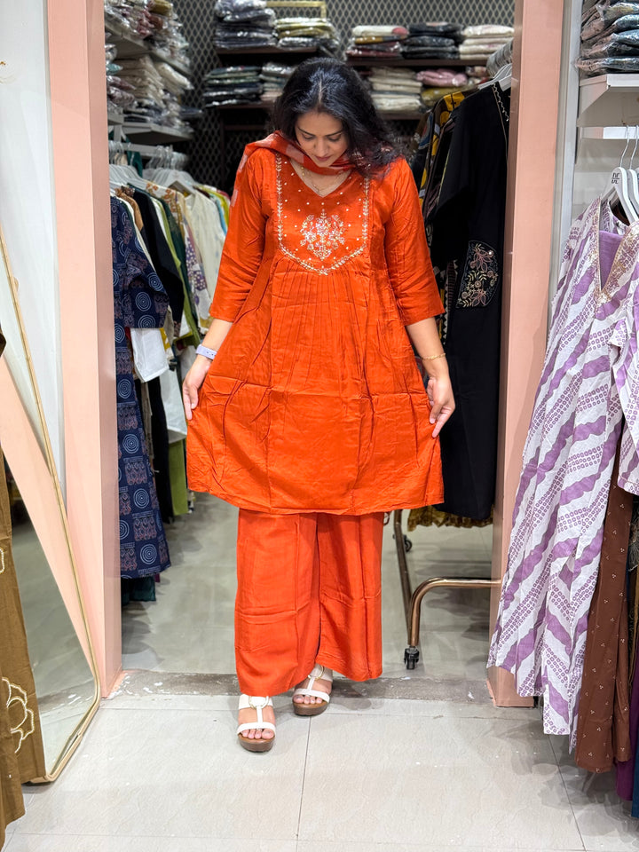 Dola Silk Semi Party Wear Collection (Cotton Lining Available )| R217