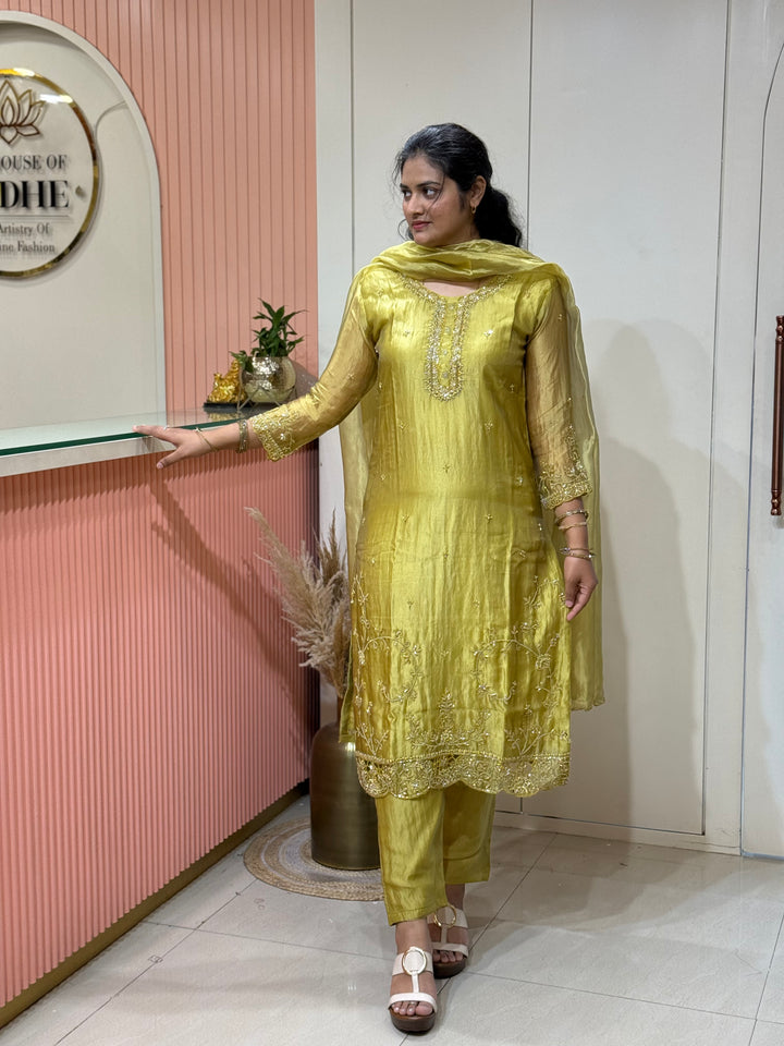 𝗛𝗲𝗮𝘃𝘆 𝗛𝗮𝗻𝗱 𝗘𝗺𝗯𝗿𝗼𝗶𝗱𝗲𝗿𝗲𝗱 𝗖𝗿𝘂𝘀𝗵 𝗧𝗶𝘀𝘀𝘂𝗲 𝗦𝘂𝗶𝘁 𝗔𝗿𝗿𝗶𝘃𝗲𝗱 | R148
