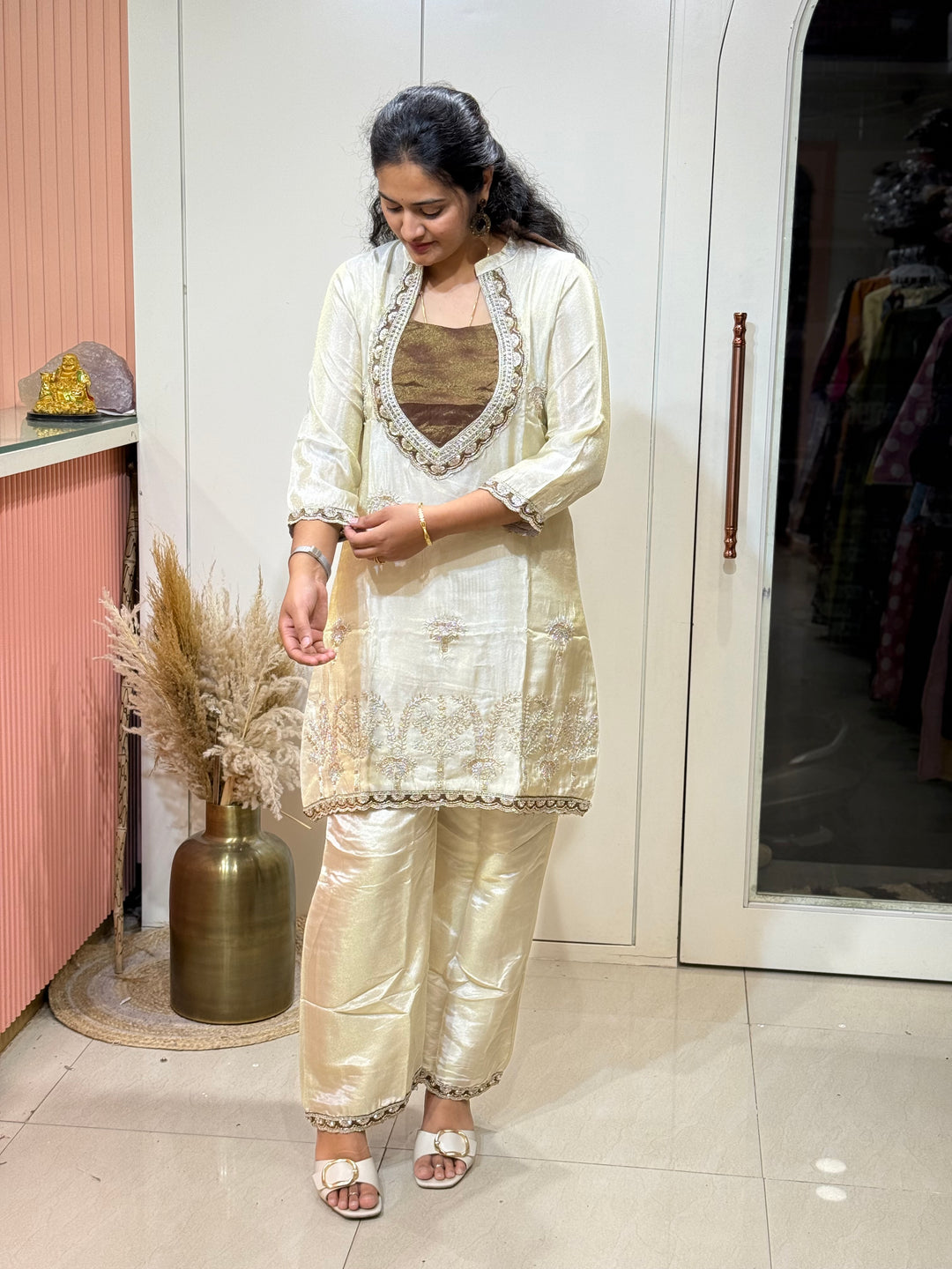 Designer Tissue Shimmer 2 Pc Collection – Contrast Yoke &amp; Cut Dana Work (Cotton Lining )| R167