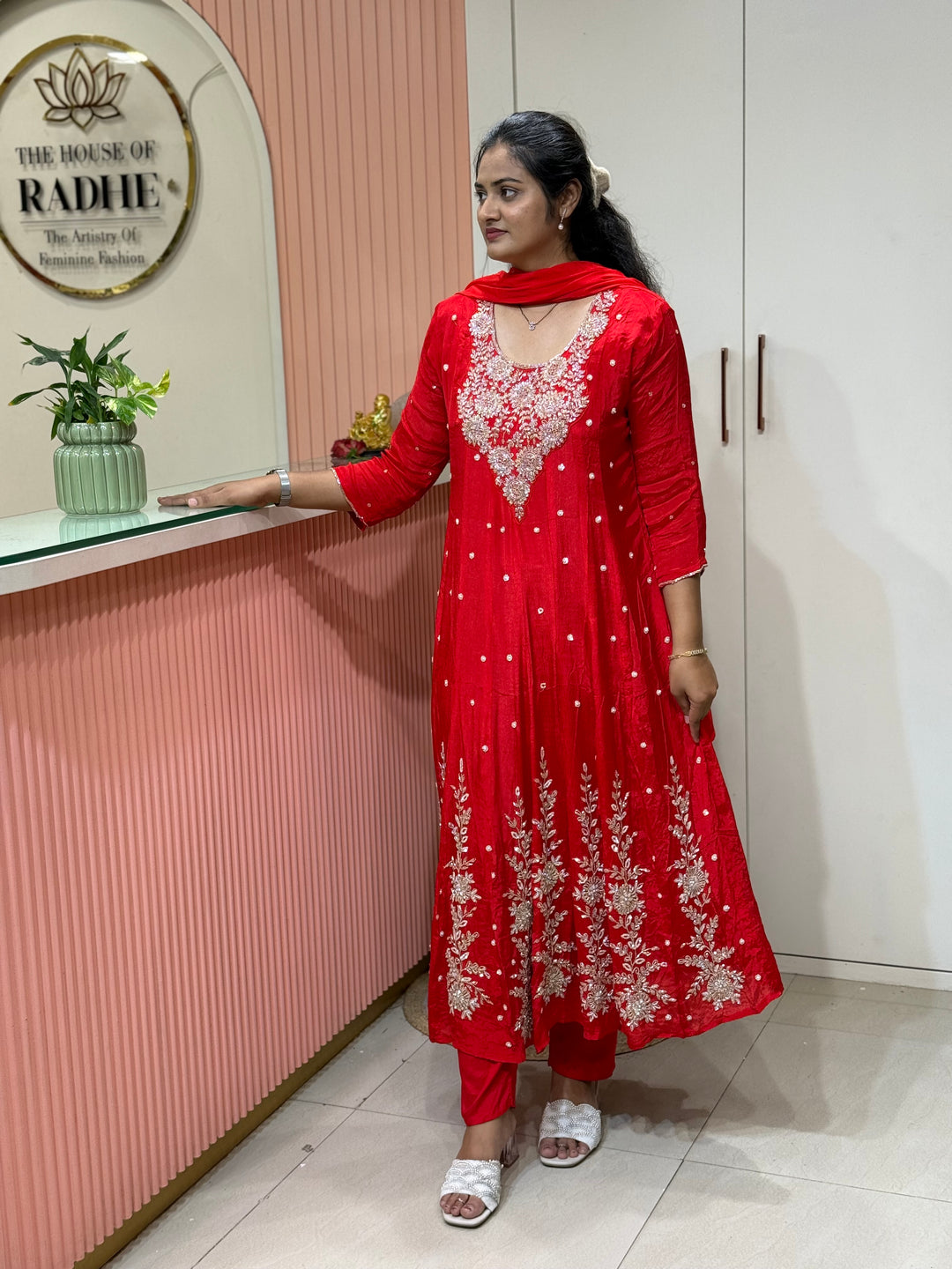 Pure Chinon Collection with Handwork | R177