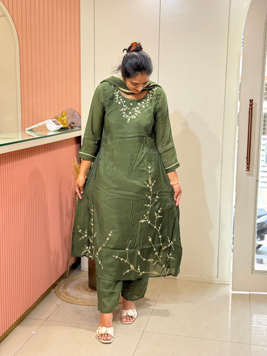 S Mul Chanderi 3 Pc Suit Collection Semi Party Wear | R138