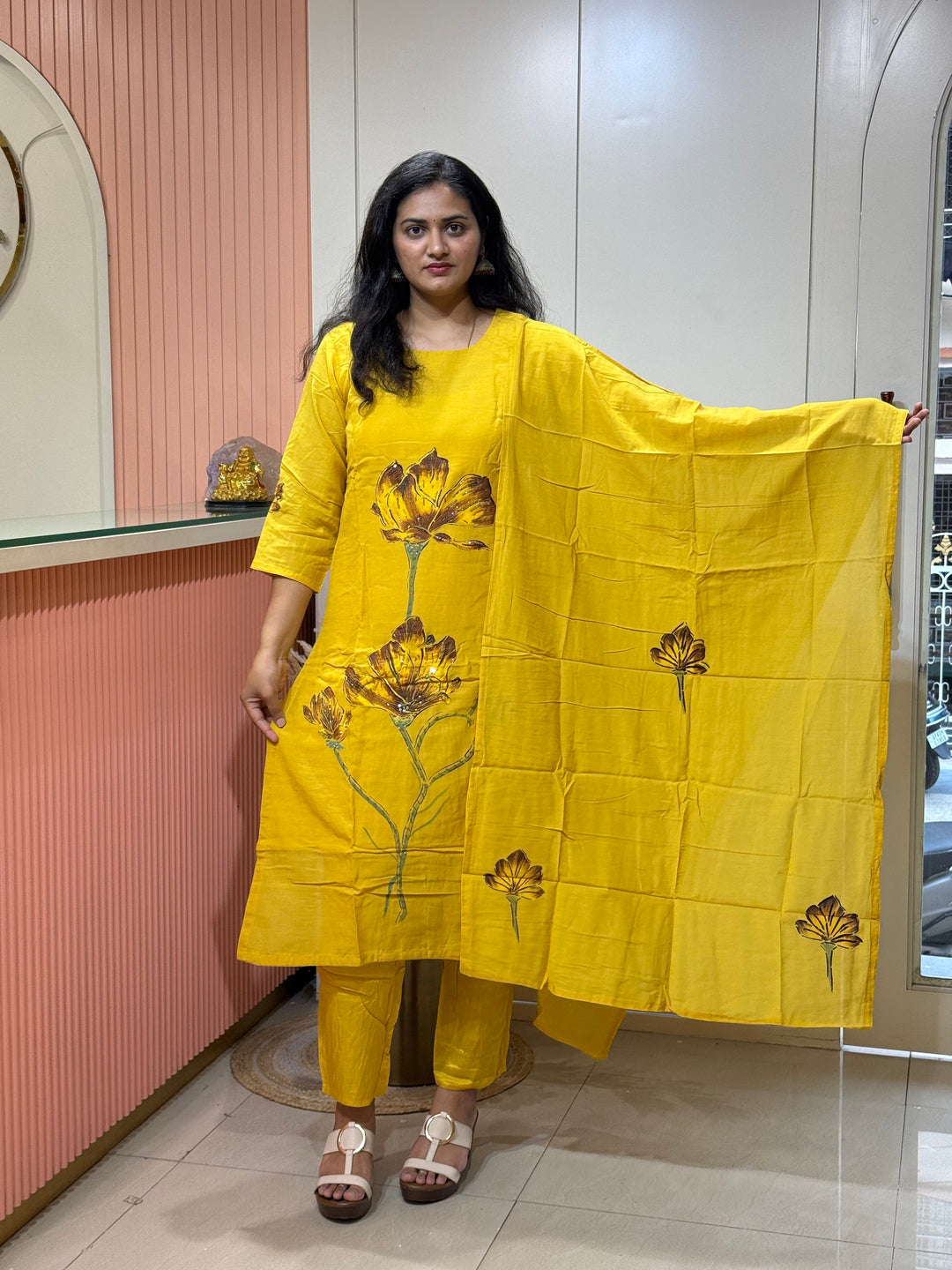 Brush Paint Mul Chanderi Collection With Cutdana Work | R209