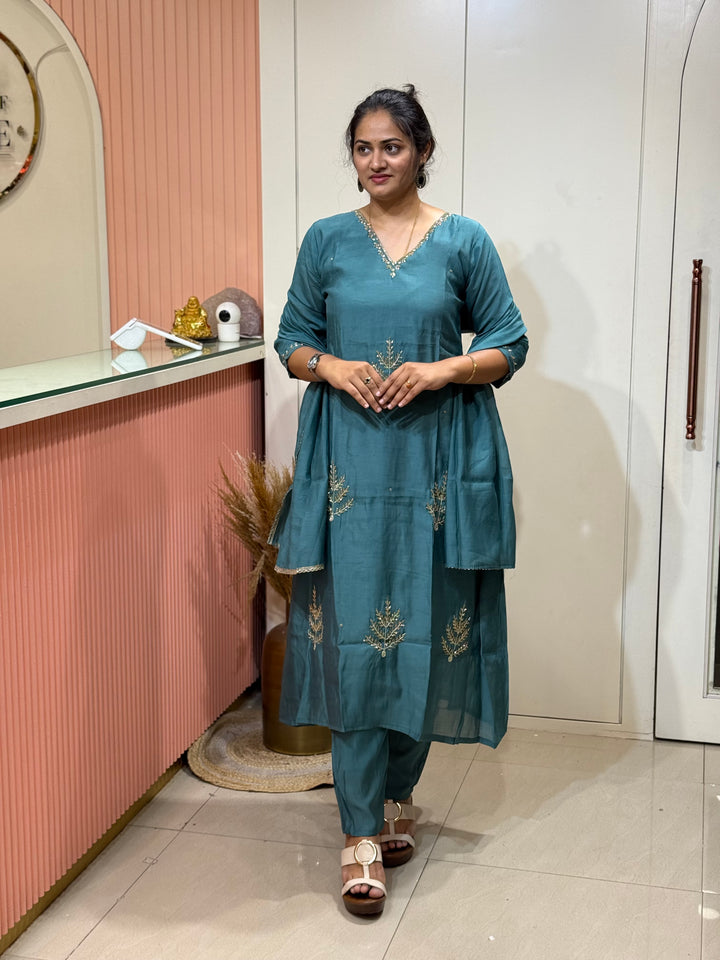 S Mul Chanderi 3 Pc Kurta Set | Semi Party Wear (New Arrivals)| R138